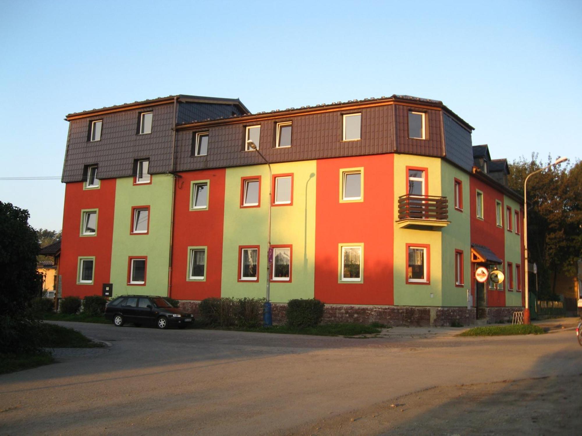 Penzión Slávia Poprad Esterno foto