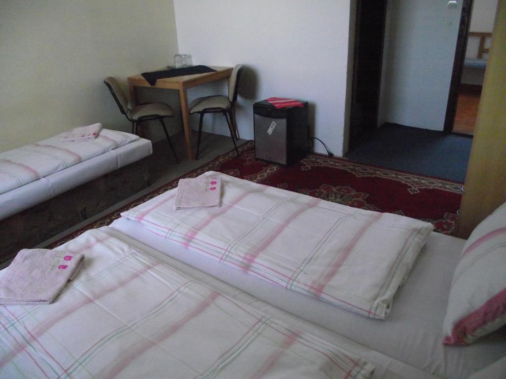 Penzión Slávia Poprad Esterno foto